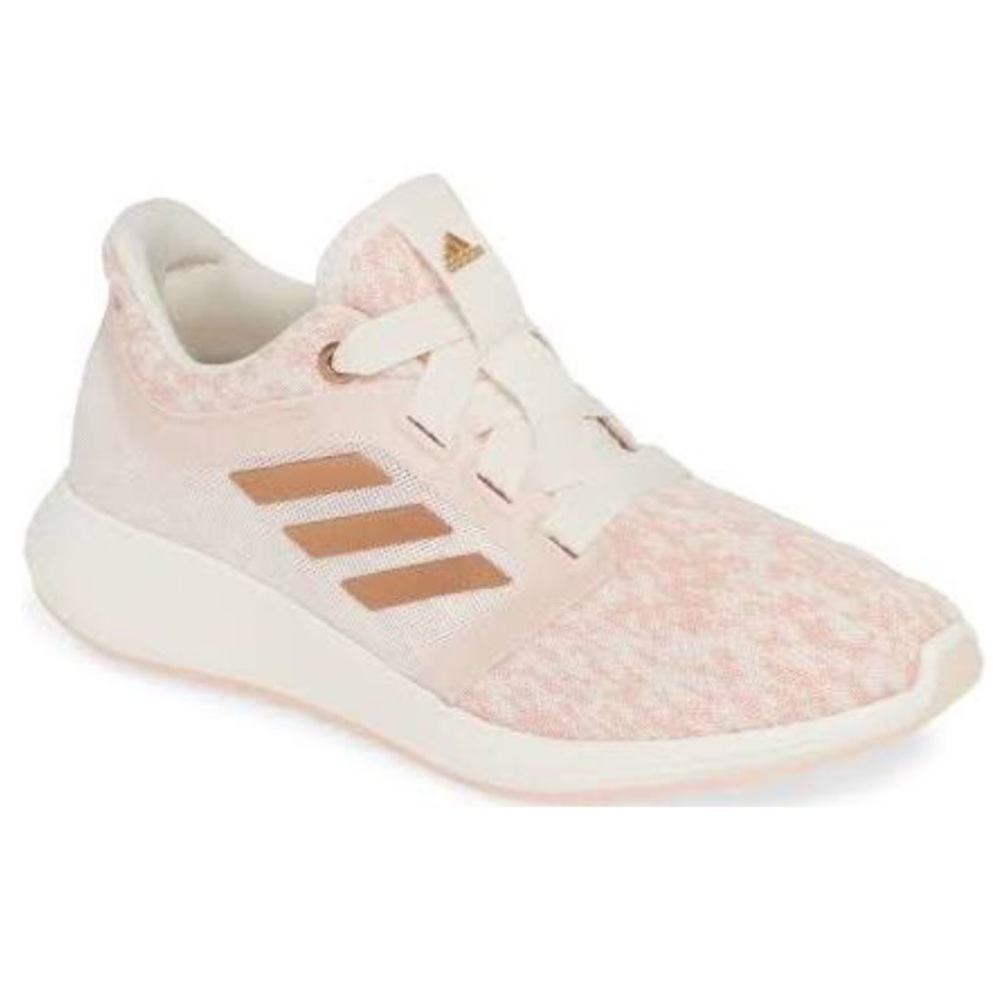 Adidas Edge Liz bounce. Hardly worn.